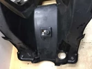 Aprilia Sr 50 Factory Használt Térdidom (Javított jobb oldalt alul )