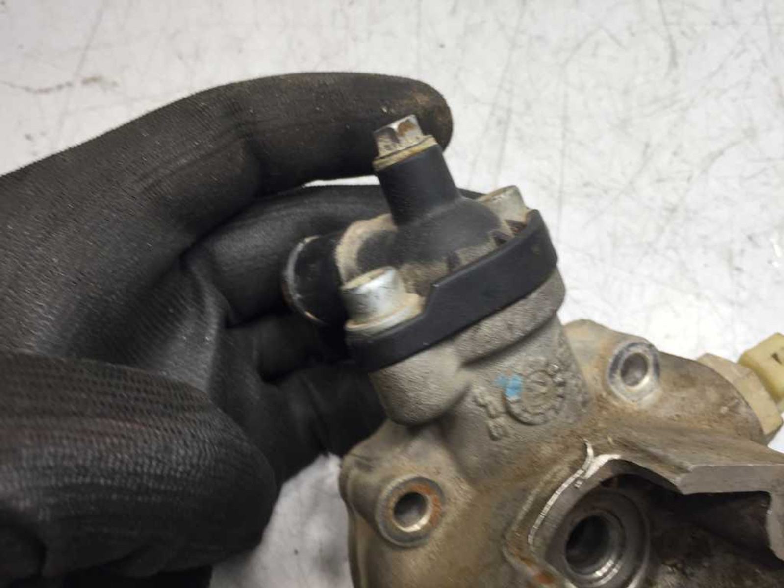 Injektor Schraube Einspritzkopf Injektor Einspritzdüse Benzin Original Piaggio NRGmc3 50ccm Injektor Additiv