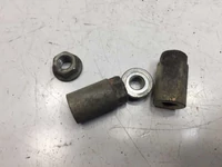 Aprilia Sr 125/150 Használt Hengerfej Anya Készlet.