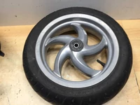 Gilera Runner 50 Használt Első kerék (Dunlop 120/70-12 Dot 2304)