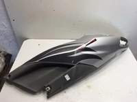 Aprilia Sr 50 factory használt ülésalatti idom bal (Karcos)