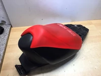 Aprilia Sr 50 Ülés  ( Kör Sr ), ( Kopott de nincs kiszakadva. )