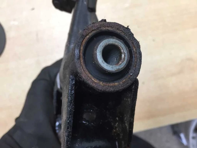 Aprilia Sr 50 használt Blokktartó, Segédváz (piaggio) ditech