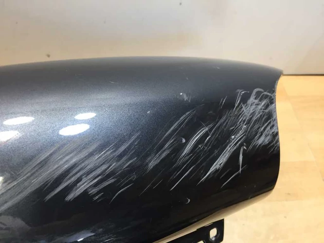 Aprilia Sr 50 Használt Ülésalatti Idom (Csúszott, Karcok vannak rajta) Metálszürke