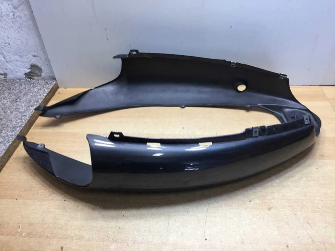 Aprilia Sr 50 Használt Ülésalatti Idom (Csúszott, Karcok vannak rajta) Metálszürke