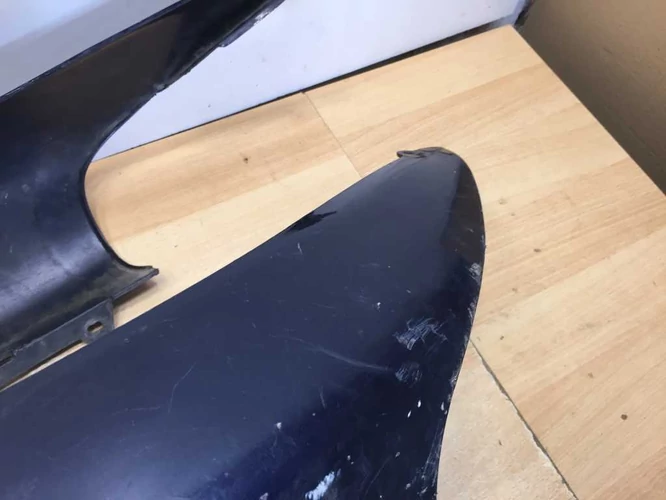 Aprilia Sr 50 Használt Ülésalatti idom (Karcok vannak rajta.)  Sötétkék ( Kör Sr )