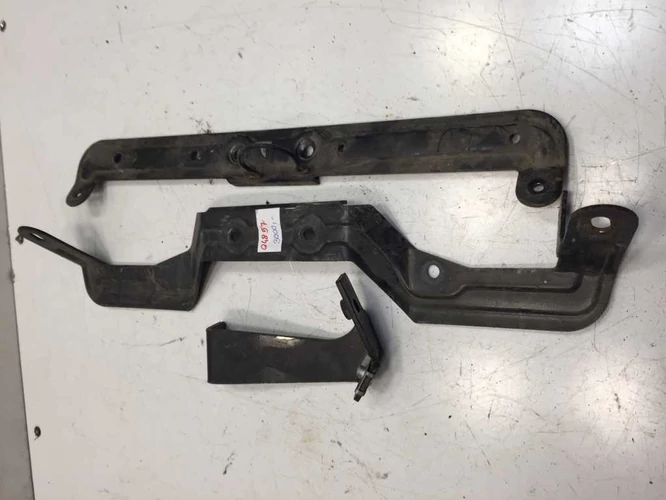 Aprilia Sr 125/150 Használt Tartóvas Szett 