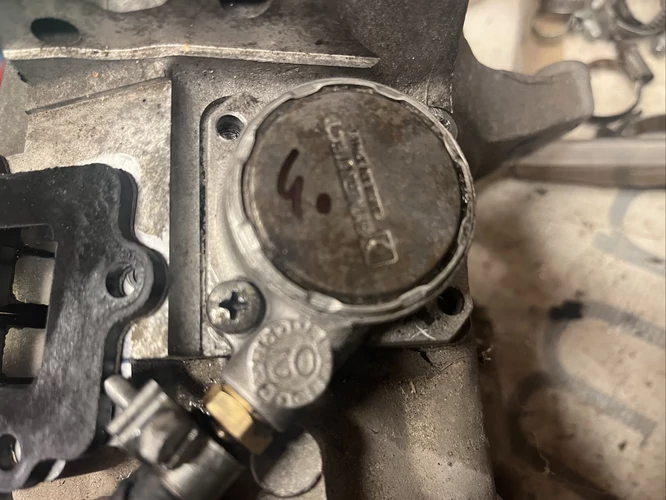 Aprilia Sr 50 Ditech Használt Levegő Kompresszor, Levegő Pumpa ( MORINI ),(6bár) Kör Sr (4.)