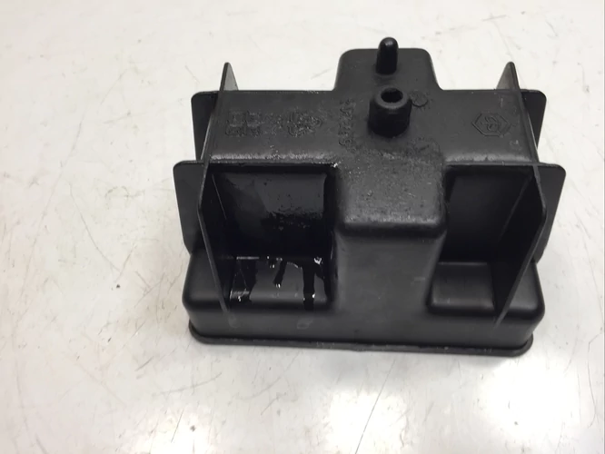 Gilera Runner 50 használt akkumulátor tartó 