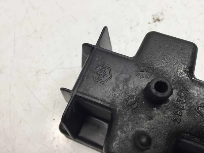 Gilera Runner 50 használt akkumulátor tartó 