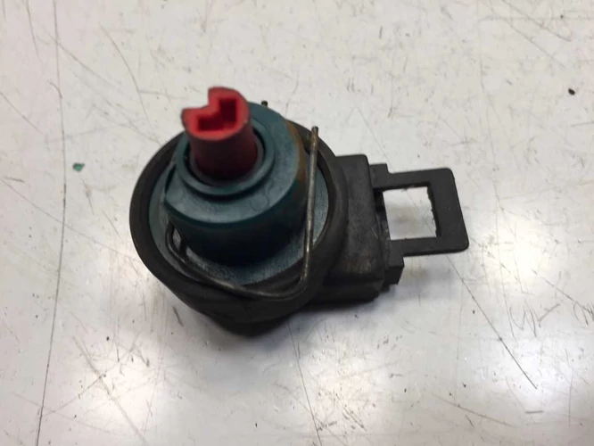 Gilera Runner 50 Használt Gyújtáskapcsoló Érintkező Aljzat