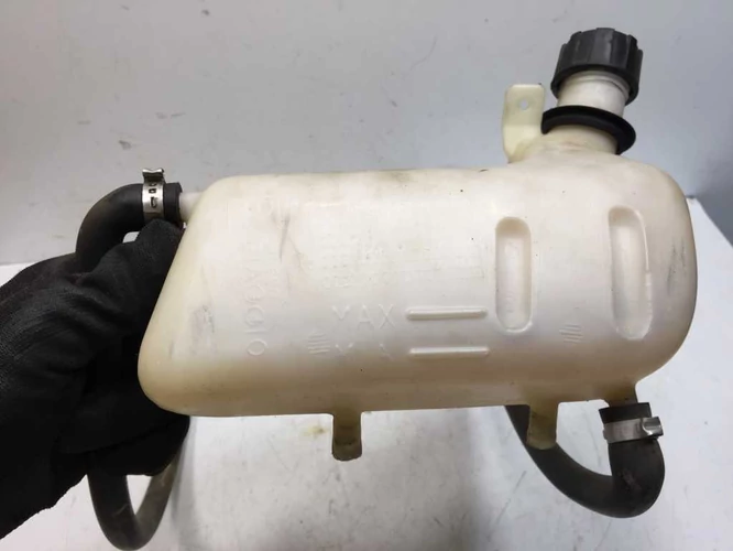 Gilera Runner Sp 50 Használt Kiegyenlítő Tágulási Tartály