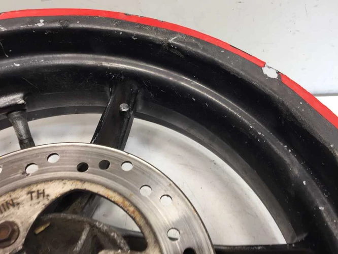 Aprilia Sr 50 Használt Hátsófelni ( MINARELLI ) Tárcsafékes (festése csúnya. ) KÖR SR