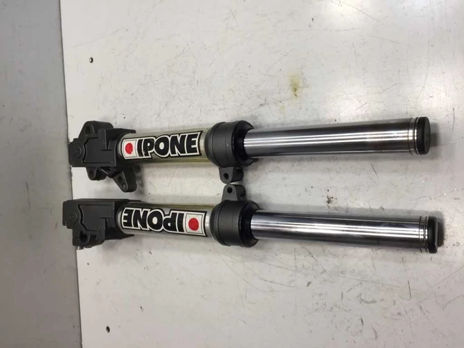 Aprilia Sr 50 Factory Használt Első Teleszkóp Pár Felújított  