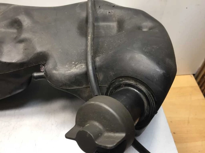 Gilera Runner 50 Használt Benzintank, Üzemanyag Tartály