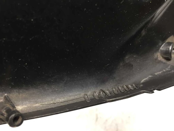 Aprilia Sr 50 Használt Fejidom Alsó (kb. 5 cm törés van rajta. ) 