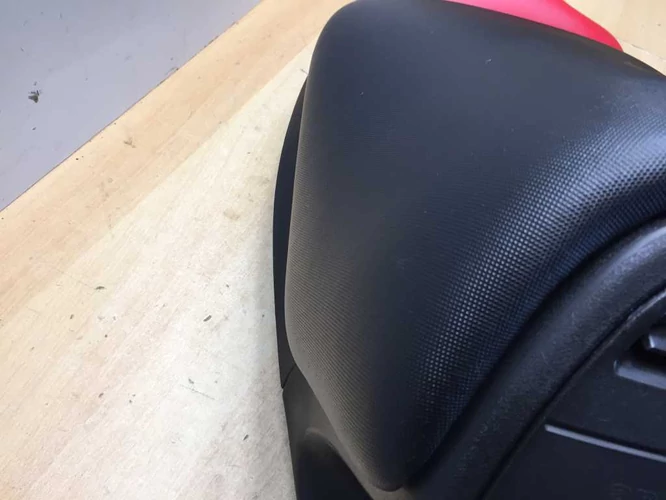 Aprilia Sr 50 Factory Ülés