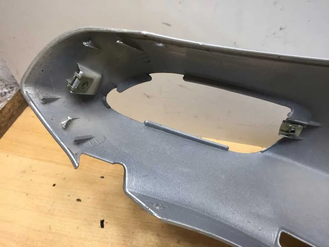 Aprilia Sr 50 Factory Használt ülés alatti idom jobb (Karcos)