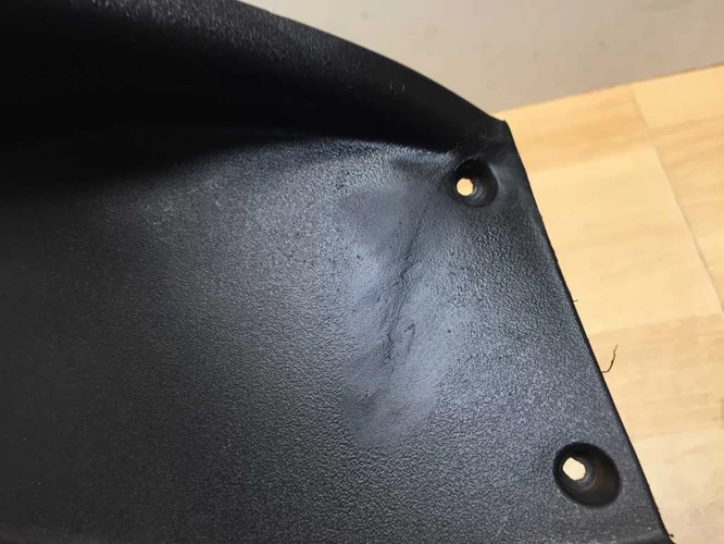 Aprilia Sr 50 Factory Használt Térdidom (Javított jobb oldalt alul )