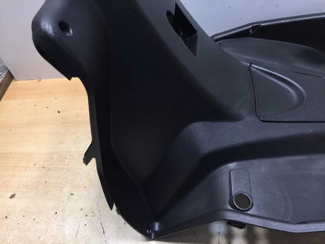 Aprilia Sr 50 Factory Használt Térdidom