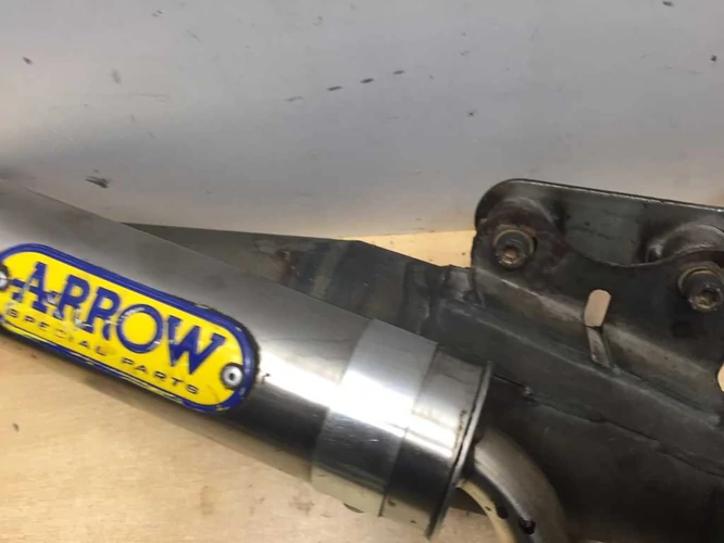 Használt Arrow sport kipufogó ( Piaggio)