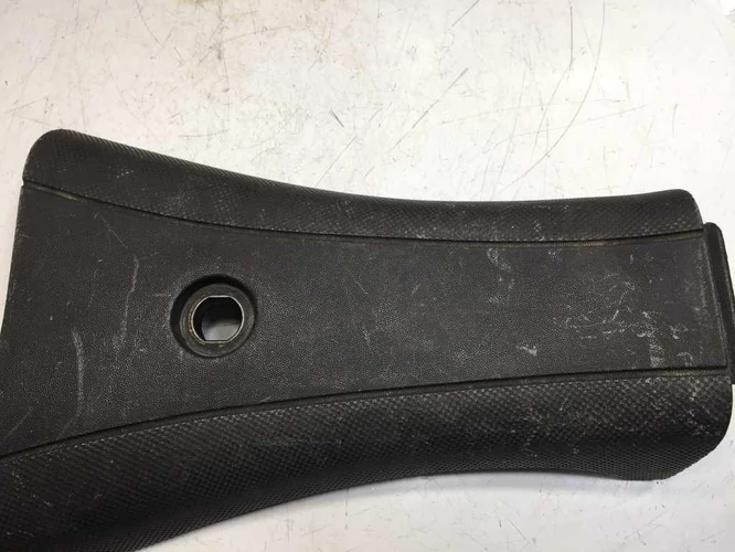 Aprilia Sr 50 Használt Akkufedél, Akkumulátor Takaró(Kör sr) FEKETE