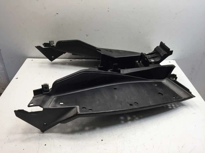 Aprilia Sr 50 Factory Használt Lábtartó, Taposóidom