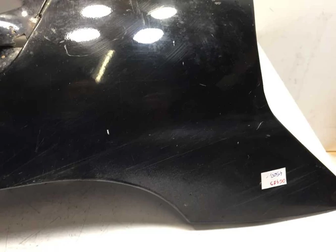 Aprilia Sr 50 Használt Hasidom ( Minarelli ) , (Karcos, Sérült, Házilag Festett  ) Fekete