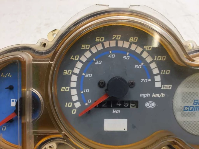 Aprilia Sr 50 Használt Kilométeróra, Műszerfal Levegős  12149km. ( Minarelli )