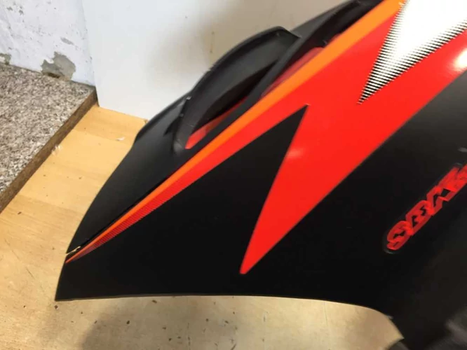Aprilia Sr 50 Használt Orridom, Első Idom (Karcok vannak rajta, 1 db fülből Kb. 1 cm hiányzik ) Kör Sr