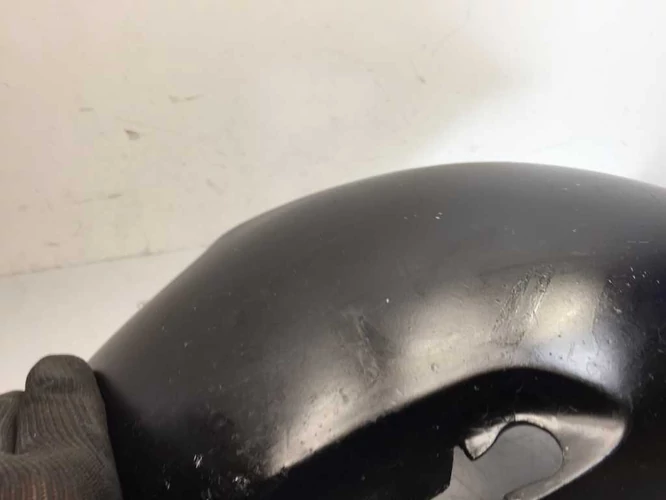 Aprilia Sr 50 Használt Első Sárvédő (Fekete), ( Házilag festett, Sérült )