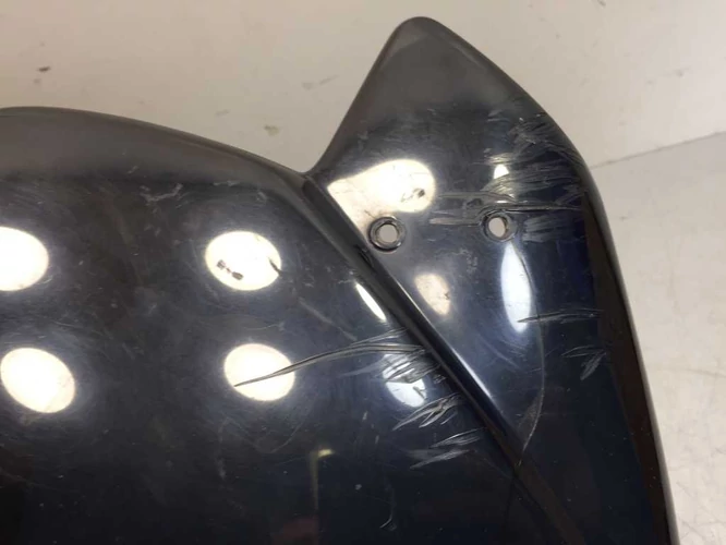 Aprilia Sr 50 Használt Plexi ( Kör Sr ), ( Sérült, Csúszott, Törött  )