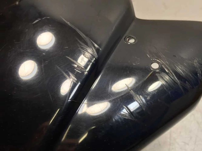 Aprilia Sr 50 Használt Plexi ( Kör Sr ), ( Sérült, Csúszott, Törött  )