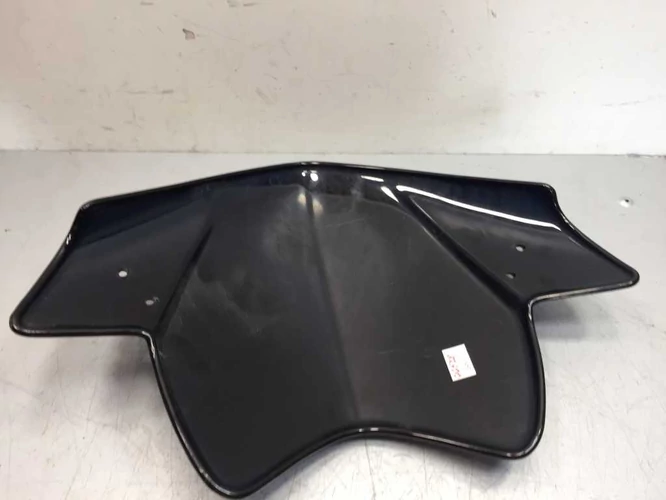 Aprilia Sr 50 Használt Plexi ( Kör Sr ), ( Sérült, Csúszott, Törött  )
