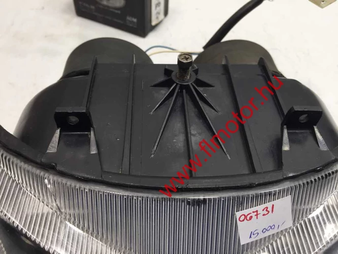 Aprilia Sr 50 Használt Első Lámpa, Fényszóró (Kör sr), (repedés van a plexin)