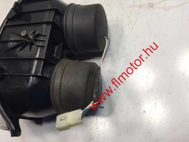 Aprilia Sr 50 Használt Első Lámpa, Fényszóró (Kör sr), (repedés van a plexin)