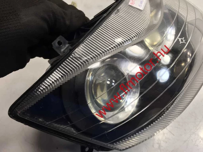 Aprilia Sr 50 Használt Első Lámpa, Fényszóró (Kör sr), (repedés van a plexin)